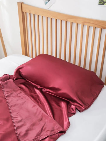 Satin Sleeping Bag - Red