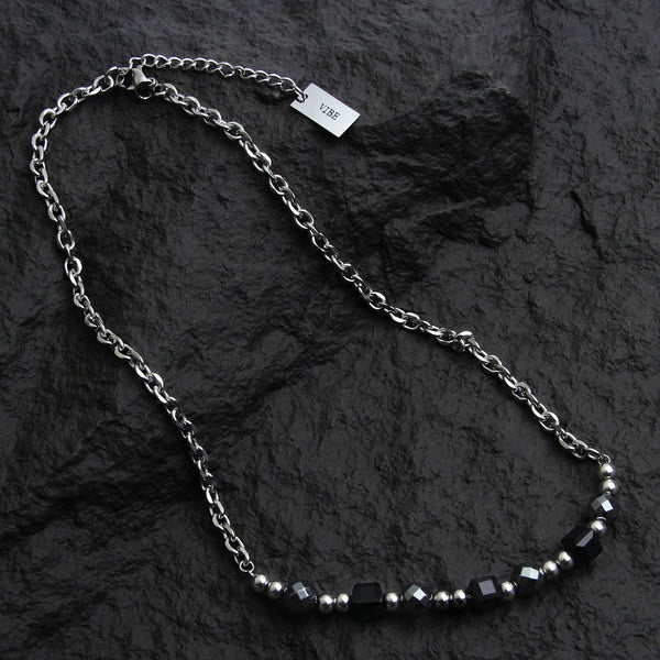 BLACK PENDANT CHAIN NECKLACE