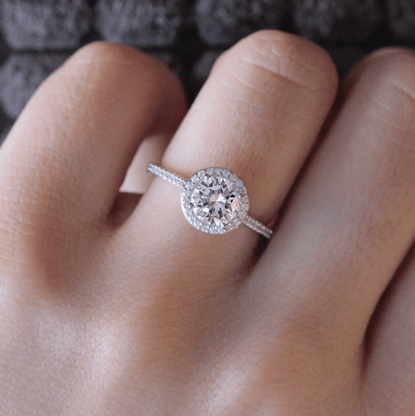 The Elizabeth Halo Ring